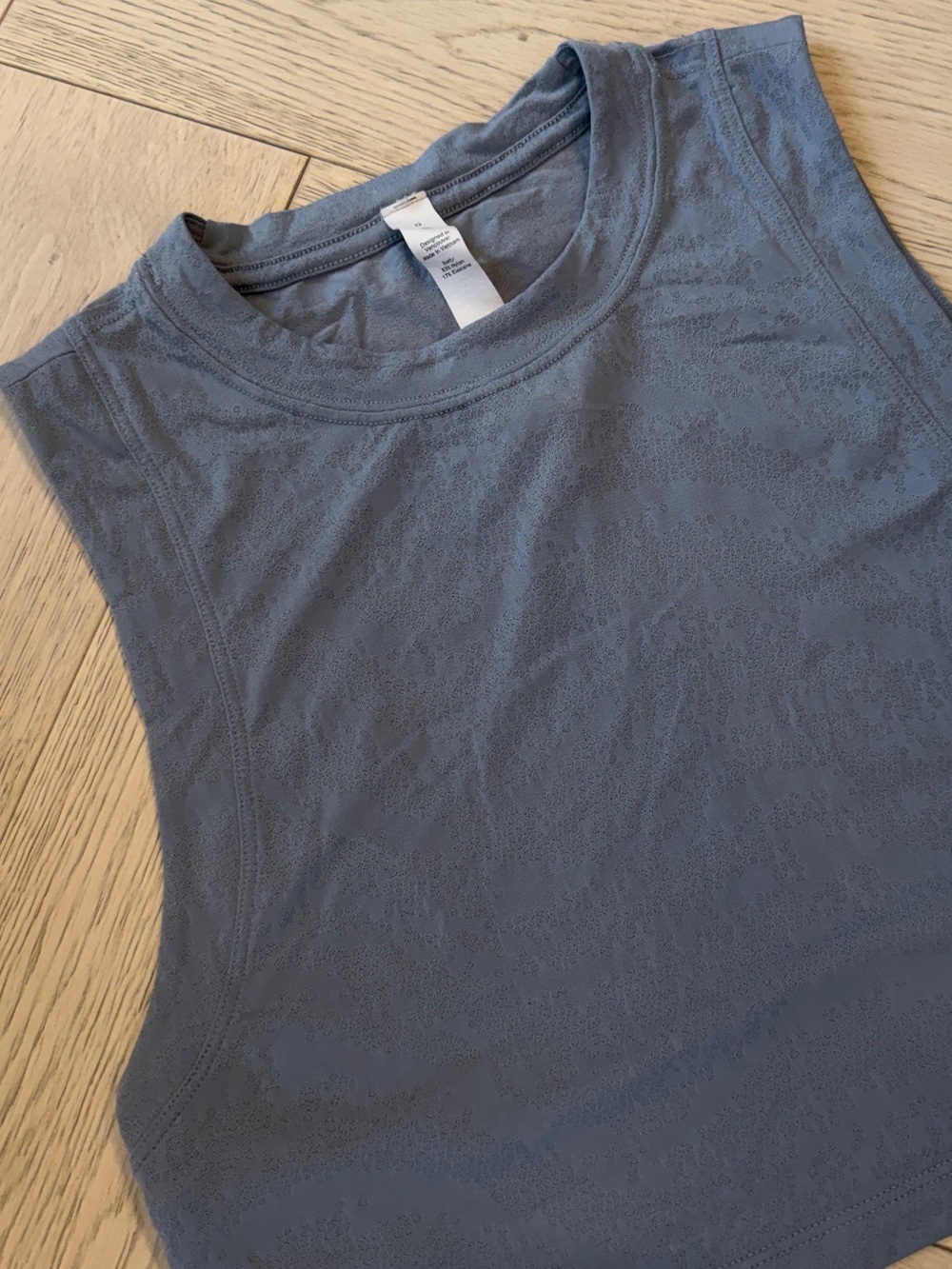 Lululemon Cropped Women’s Sleeveless Muscle Shirt Tank Top - Light Grey Size 0
